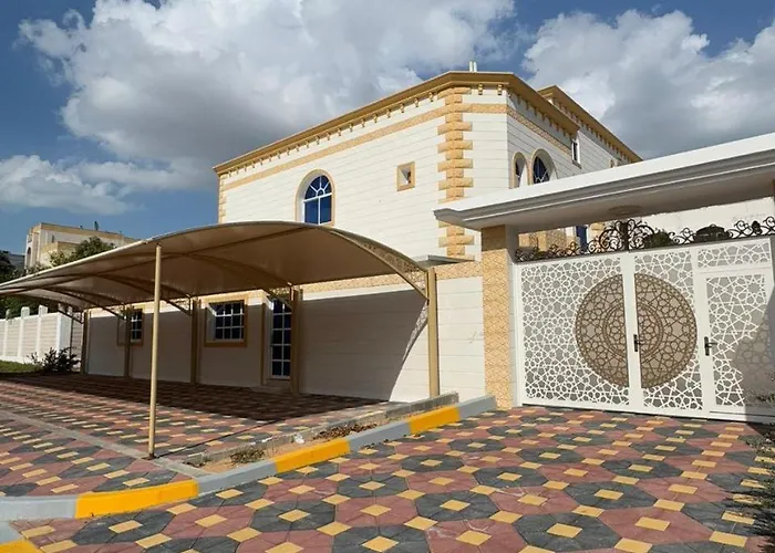 International Abu-Dhabi Hostel Villa