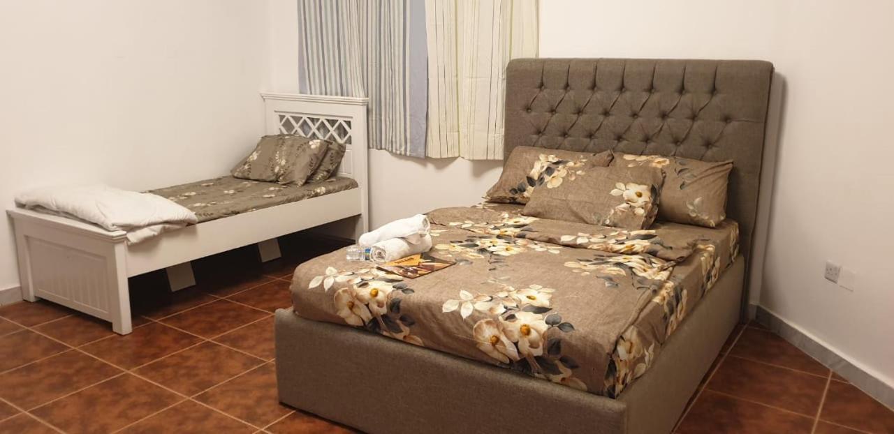International Abu-dhabi Bed & Breakfast