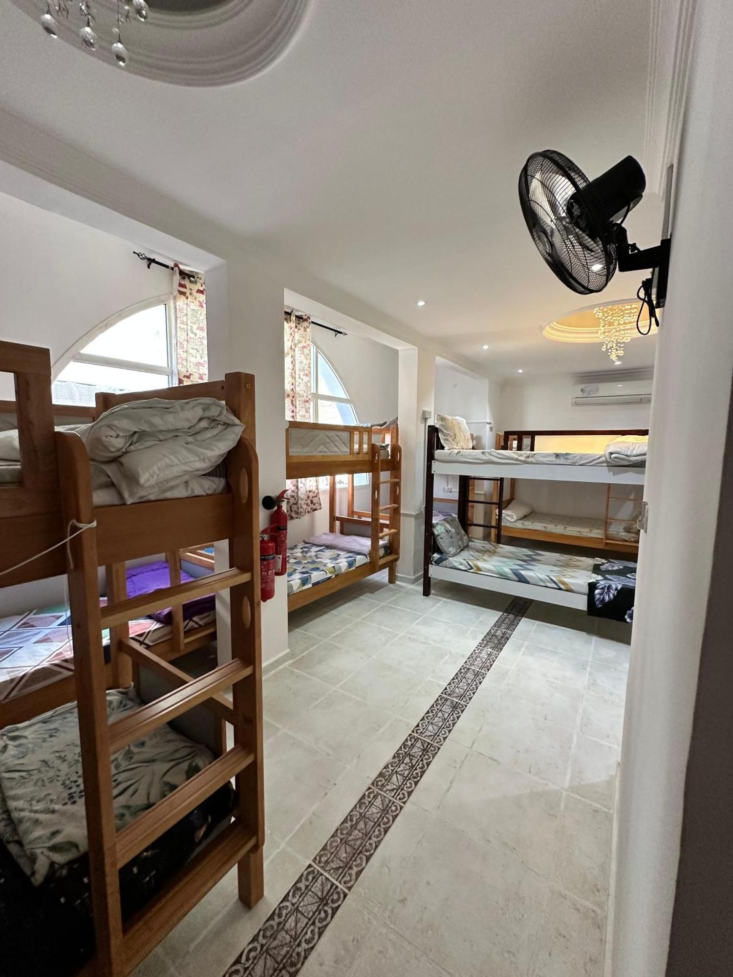 Bed & Breakfast International Abu-dhabi *