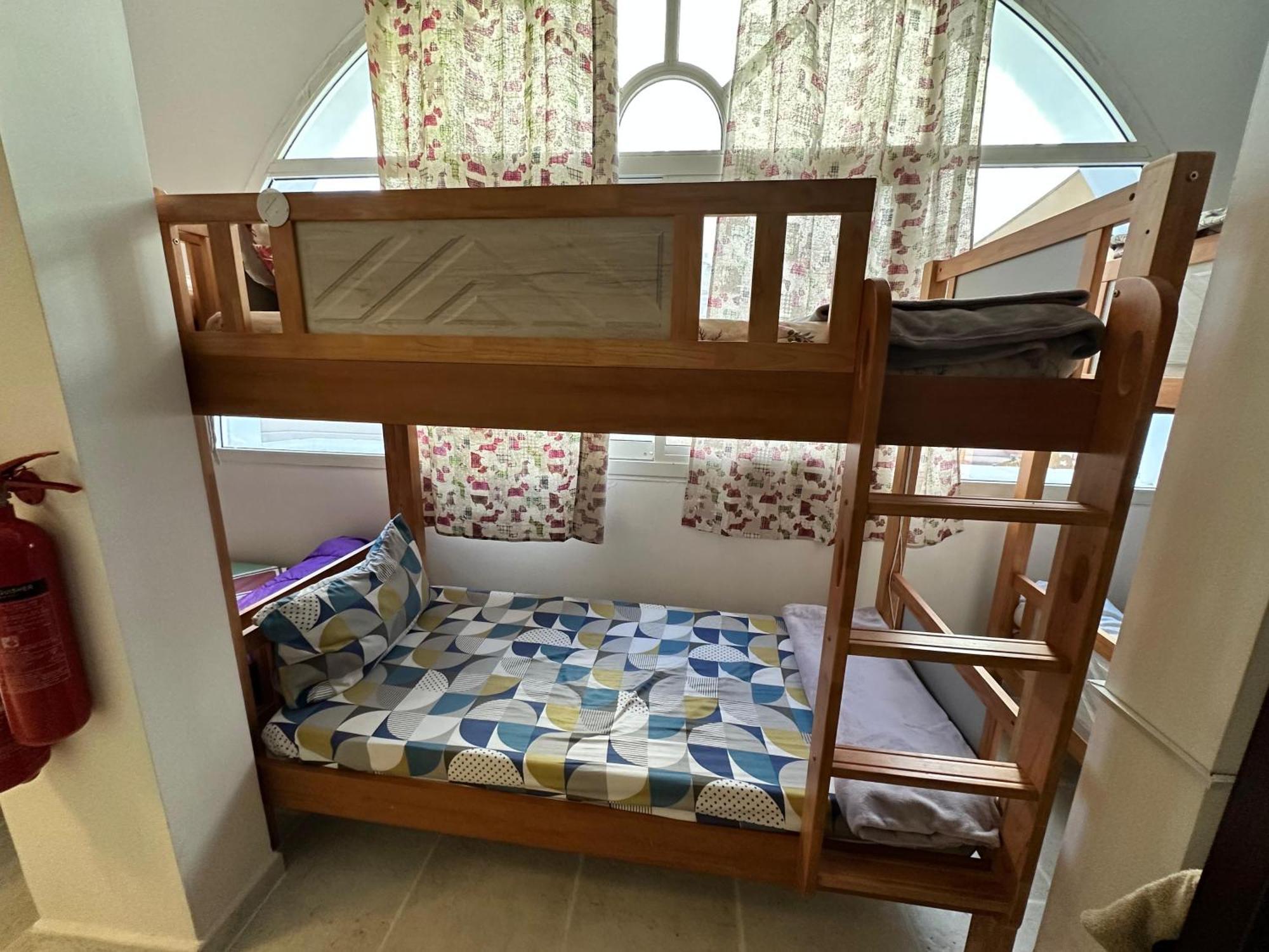 International Abu-dhabi Bed & Breakfast *