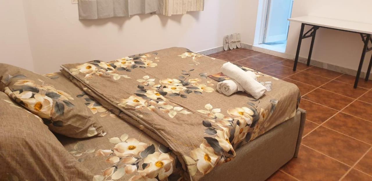 International Abu-dhabi Bed & Breakfast